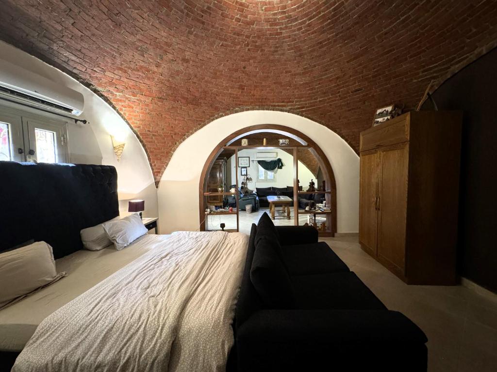 1-Bedroom Guesthouse