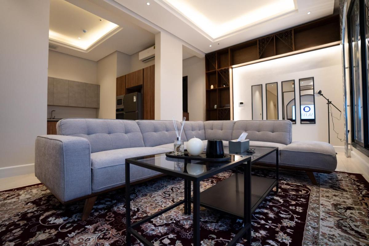 3 BR Spacious & Luxurious Flat in Qurtoba