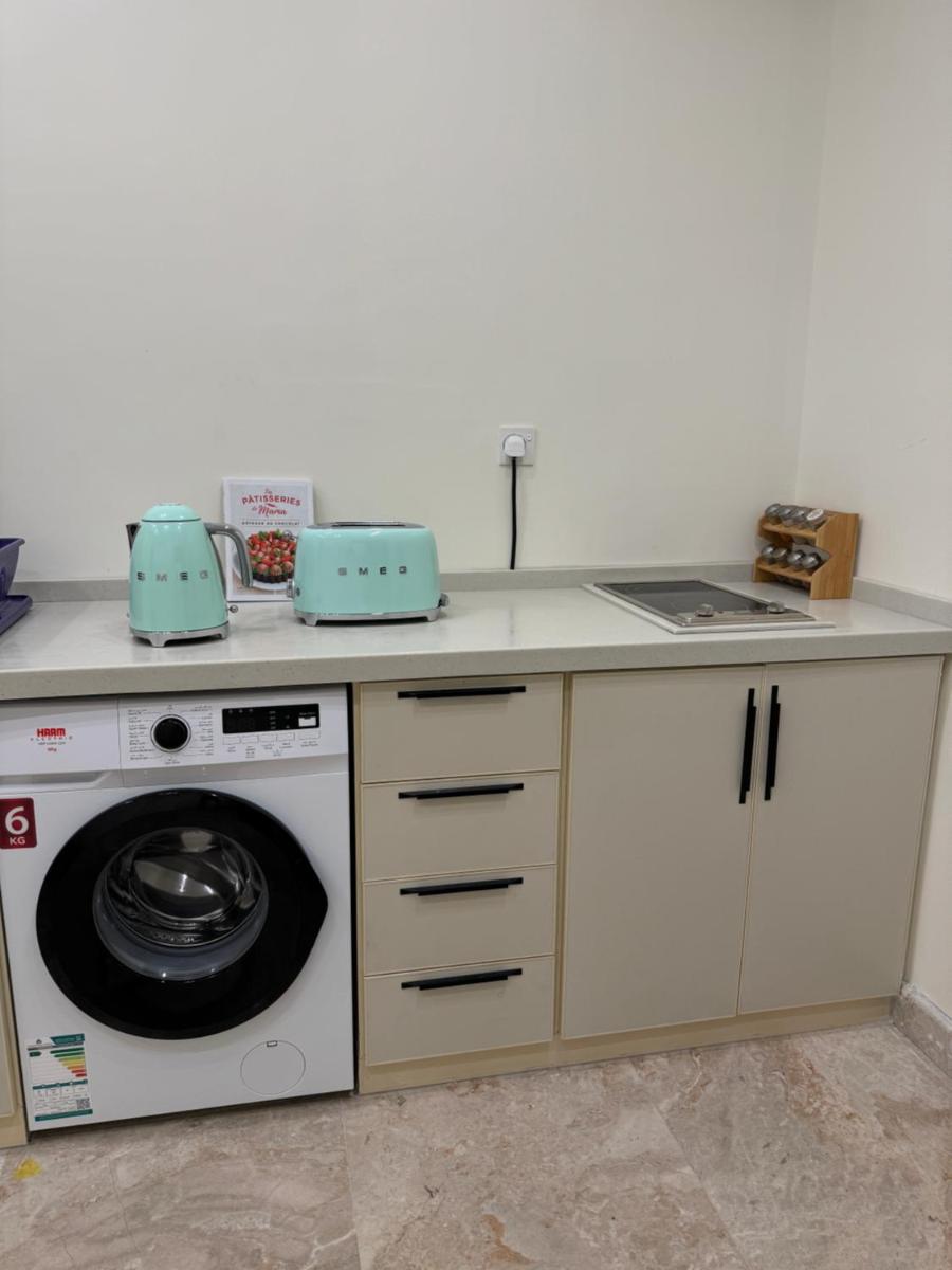 3BR 5Bed luxury apartment