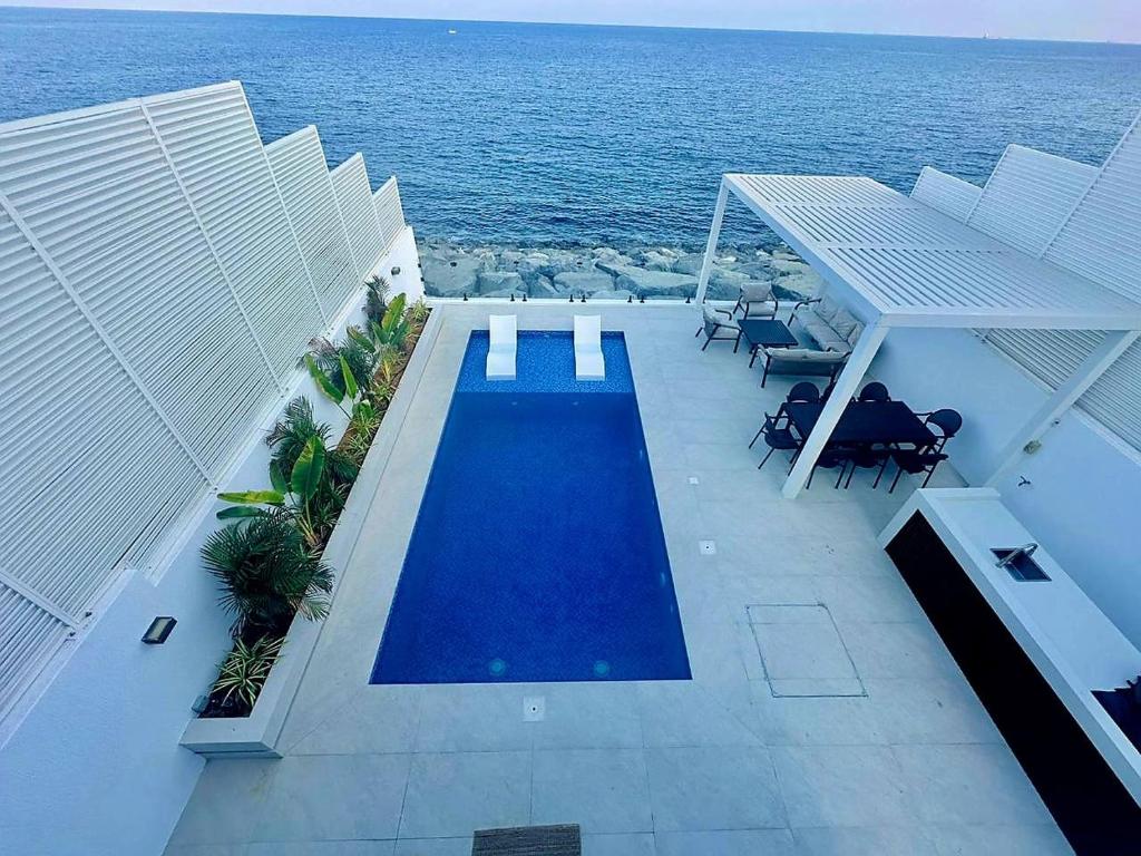 6BR SAZ Luxury Villa