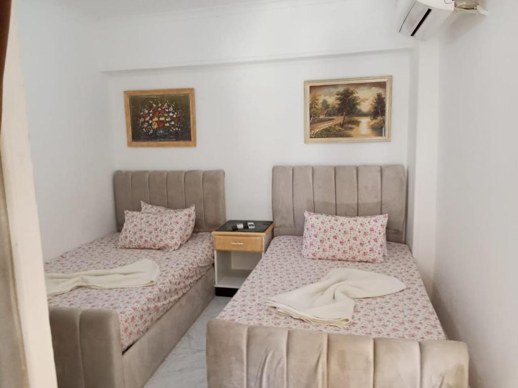 Ch2 C21 ground chalet without a lounge terrace and bourgeois pool side
