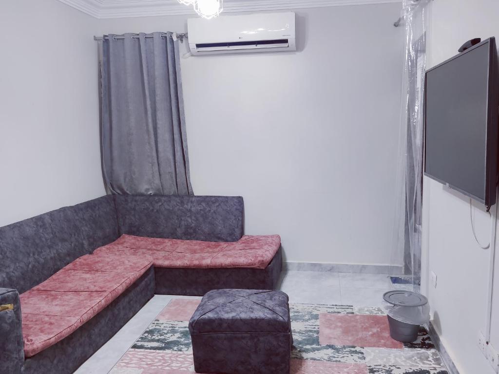 Affordable rooms for ladies and couples