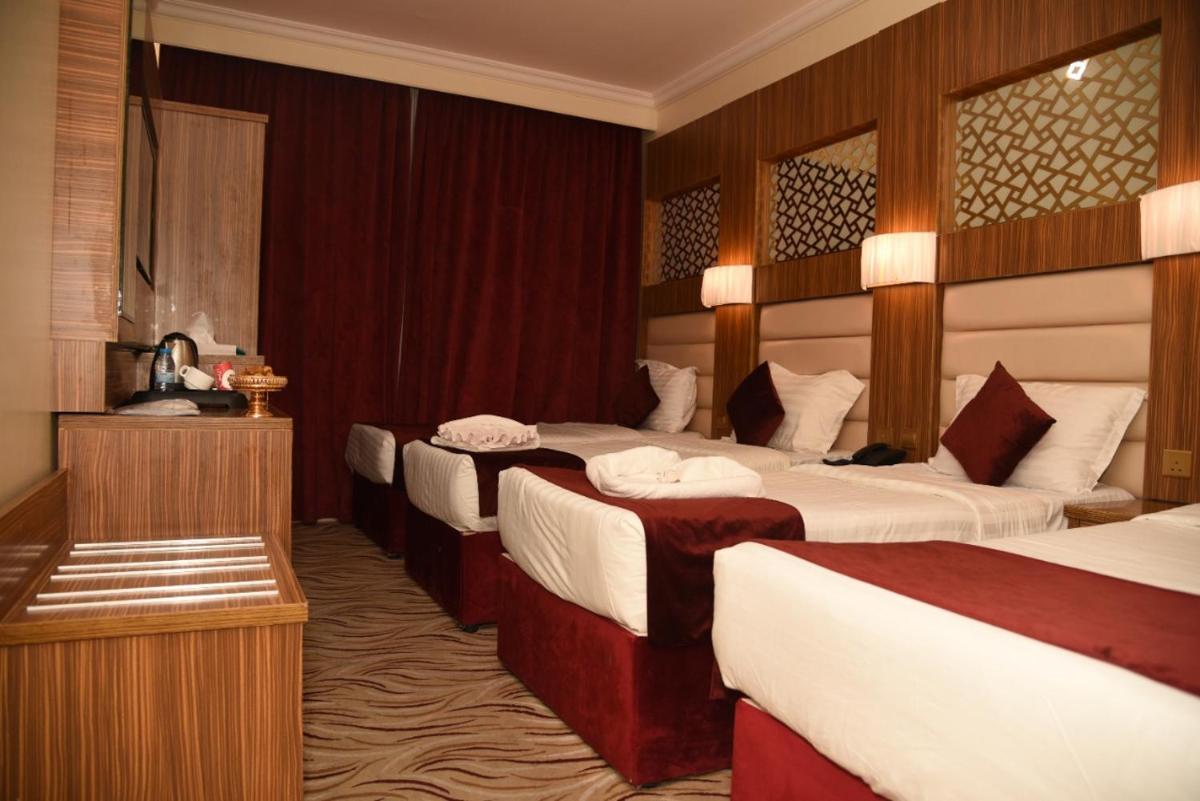 3 فندق قصر الاندلس