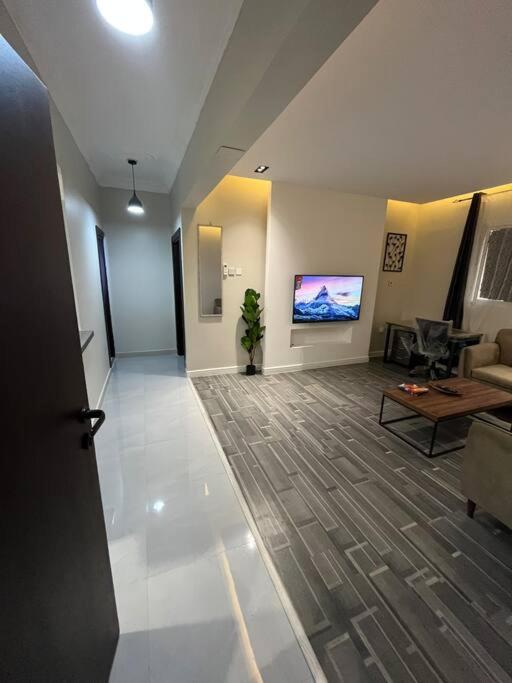 Al-Malaz entire 1bd apartment