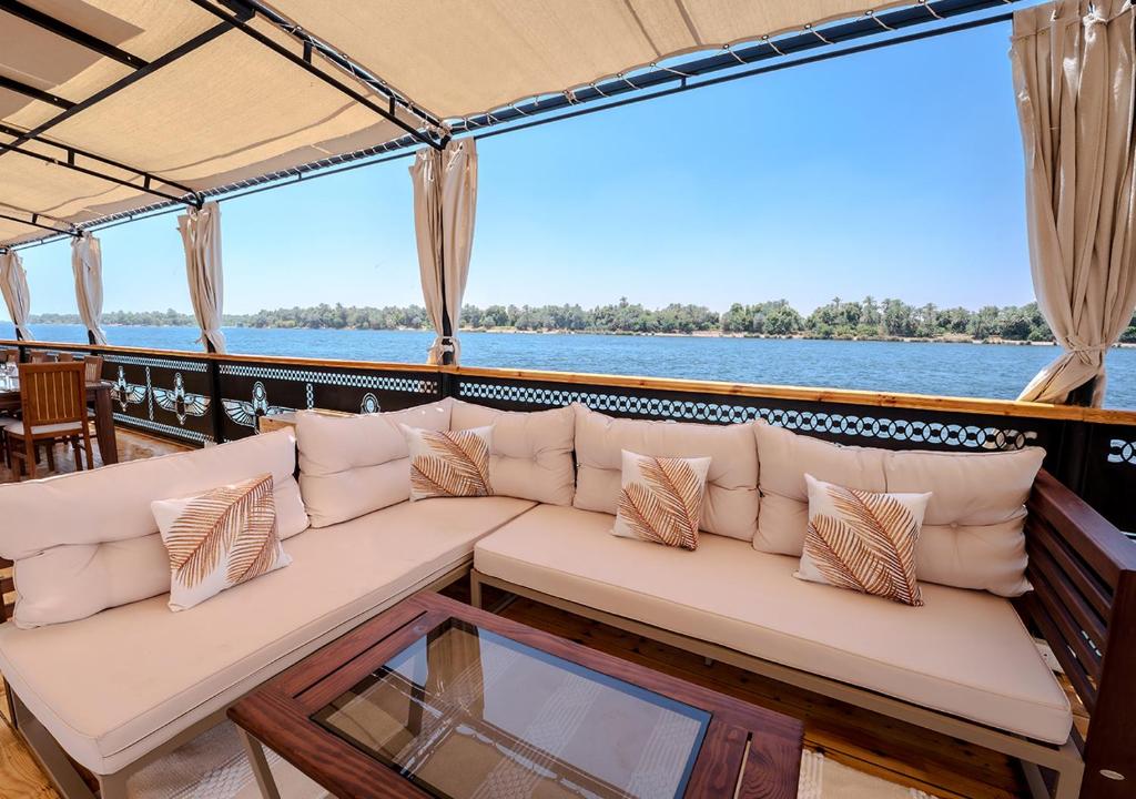 Anoush Dahabiya 7 nights from Luxor to Luxor each Monday