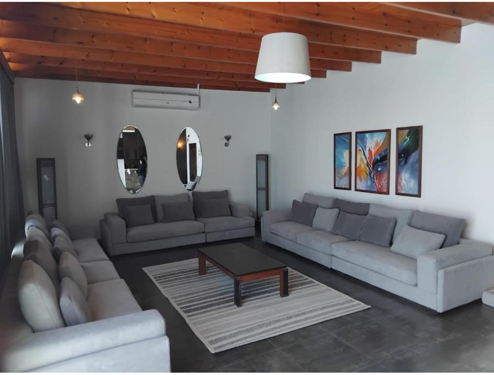 Askyhomes