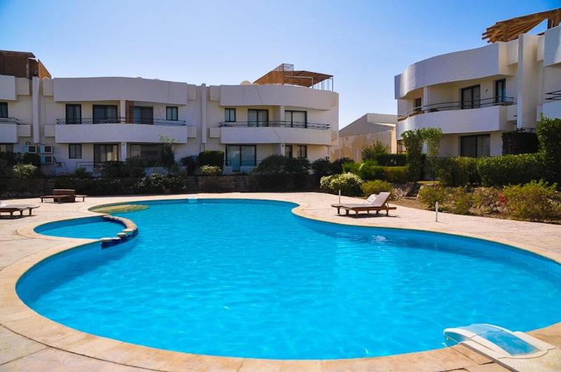 Eco Hostel -City Center-Criss Resort- naama bay