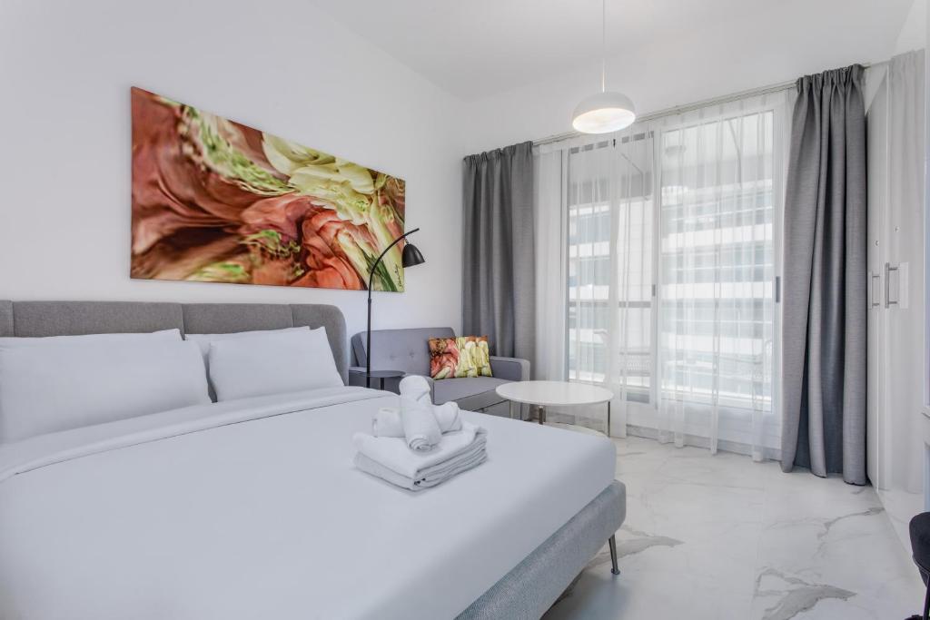 Newly Renovated Stu Dubai Marina Escan Tower