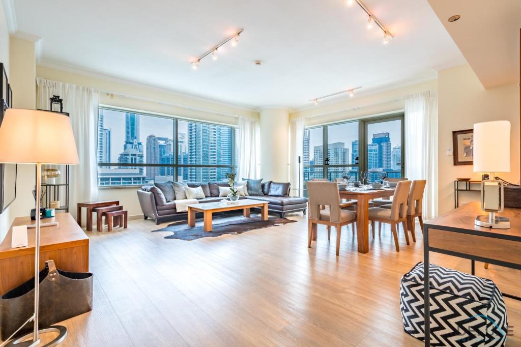 Beautiful 2BR apartment in Al Sahab 2, Dubai Marina by Deluxe Holiday Homes