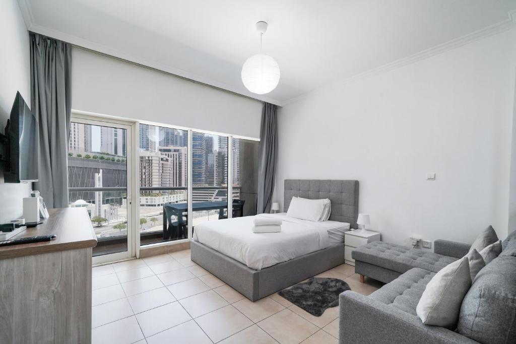 Studio close to Burj Khalifa and Downtown Dubai