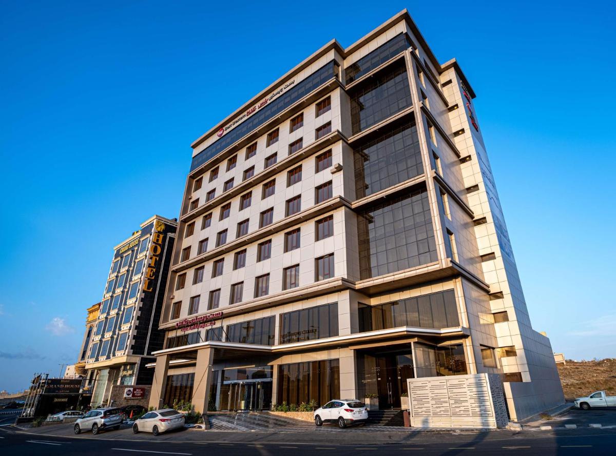 Best Western Plus Danat Almansak Hotel