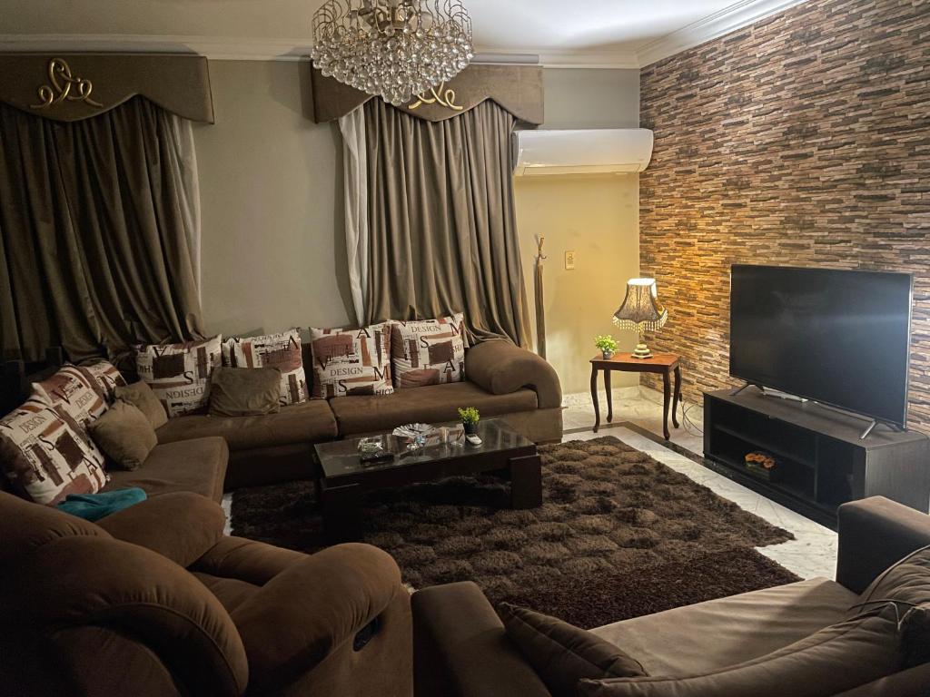 Cozy 2bd apt Beverly hills egypt sheikh zayed