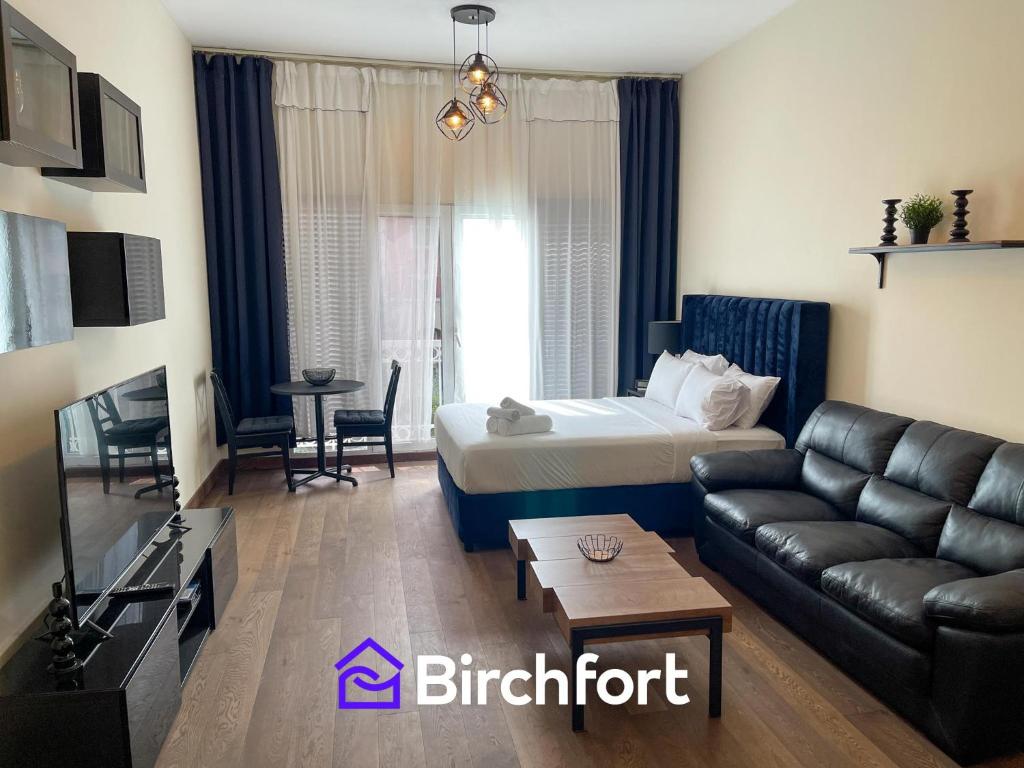 Birchfort - High Quality Spacious Studio