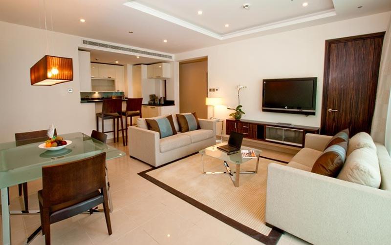 Bonnington Jumeraih Lakes Towers, JLT Cluster J, Dubai
