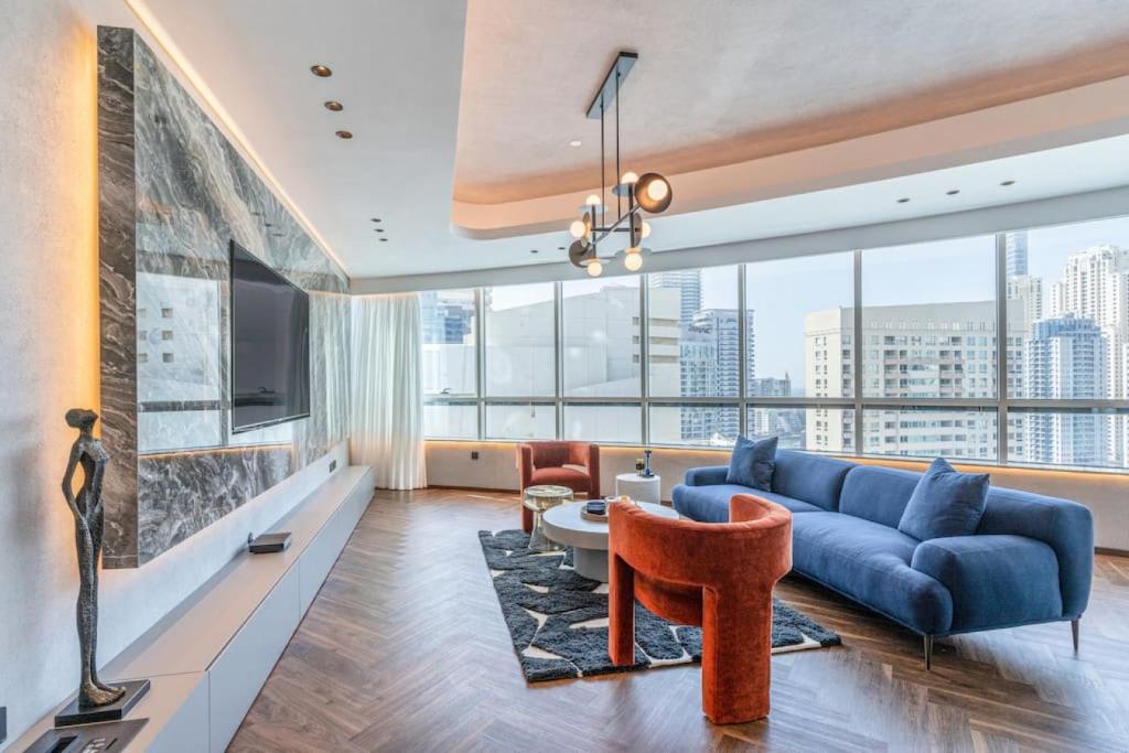 OFFER! Bright and Modern – 4BR – Dubai Marina – close to Metro