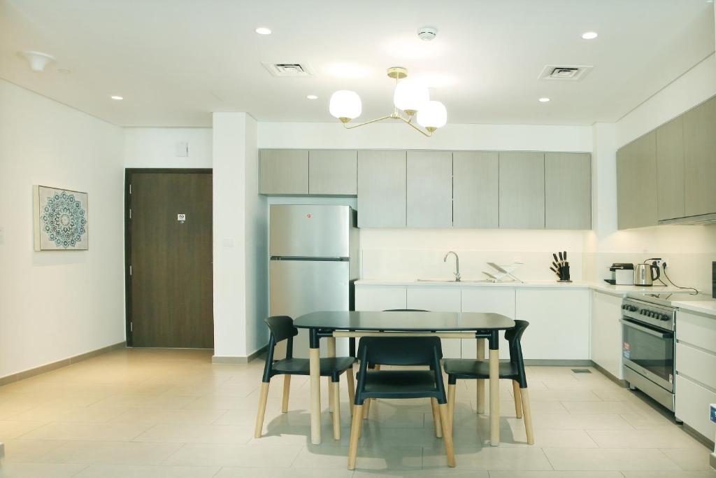 Brown Stone Holiday Homes Dubai Hills