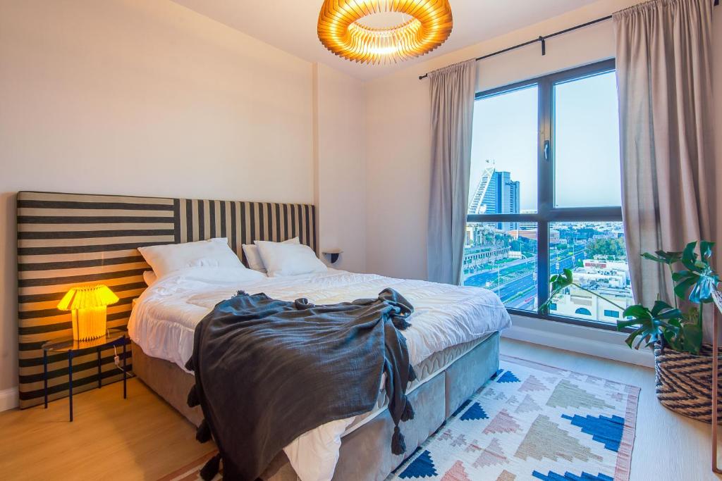 Burj Al Arab View – 1BR in MJL Lamtara 1- Burj Al Arab View 703