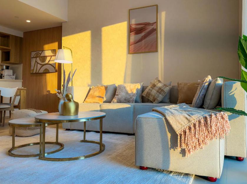 Burj Khalifa view Lux 3 bedroom by Tanami Holiday Homes