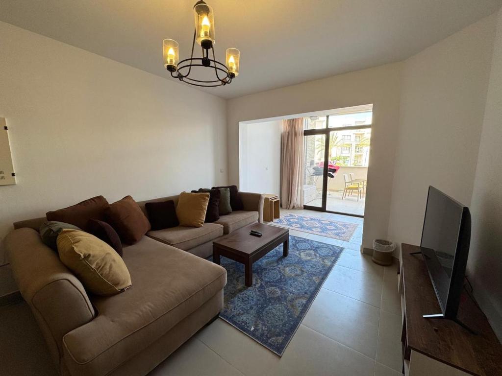 Chalet on street view 4AR-105 in marassi marina 1