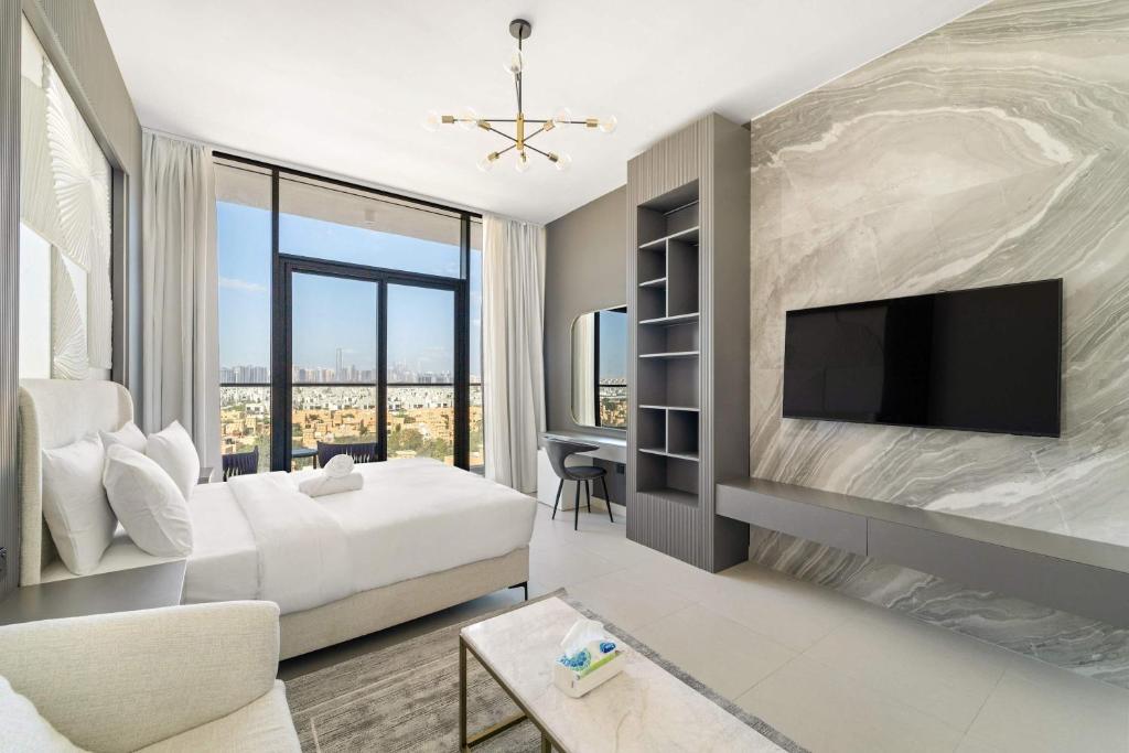 Charming new studio with pool and gym in Al Furjan