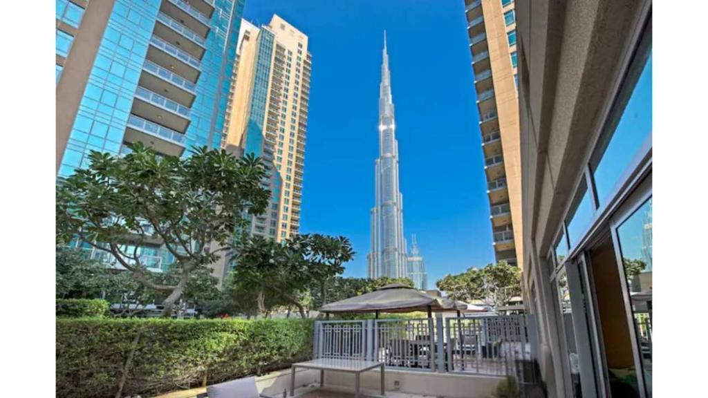 Cozy 1-Bedroom Apartment with Burj view in Downtown