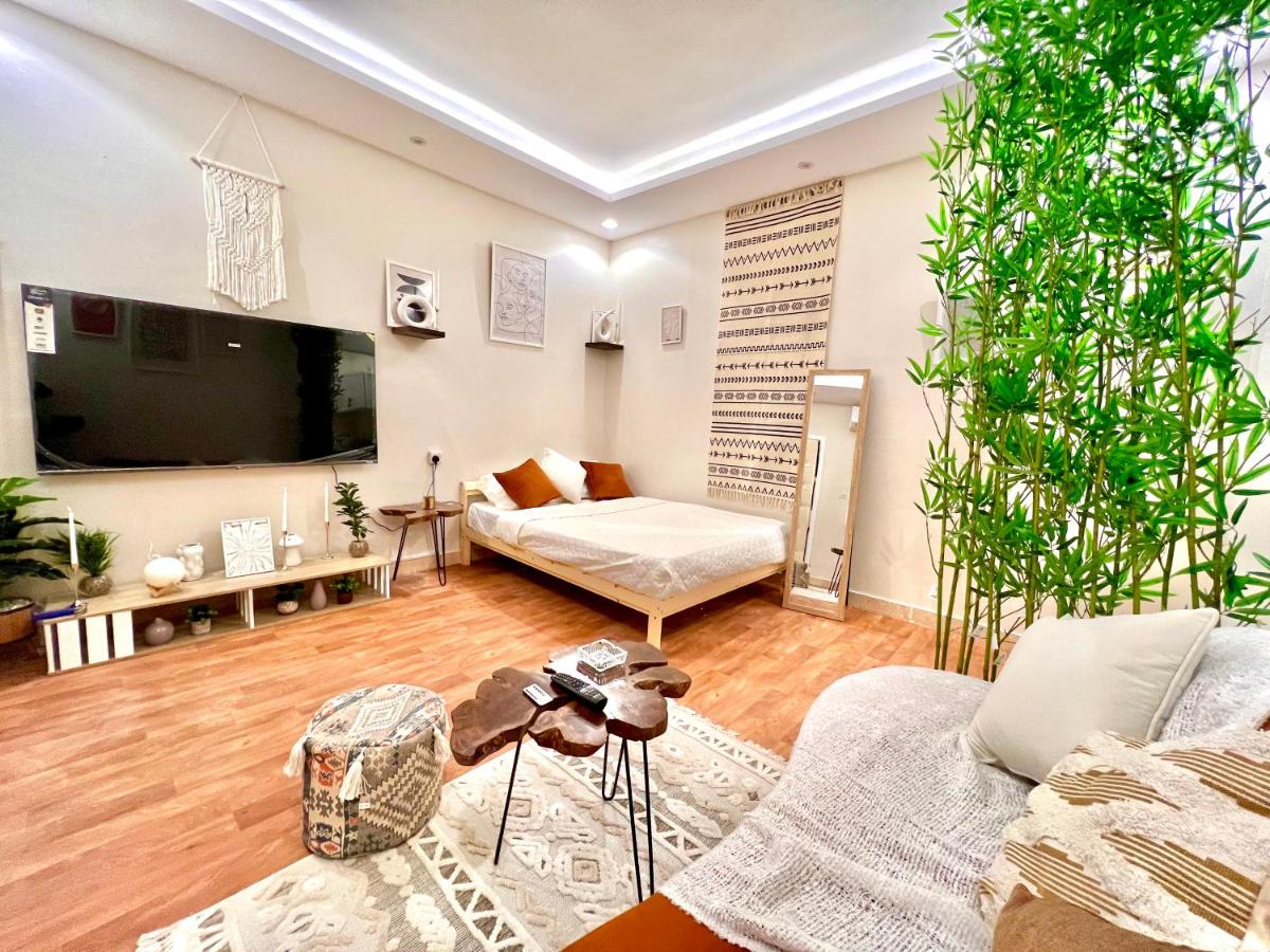 Cozy studio with Self-entry and private entrance