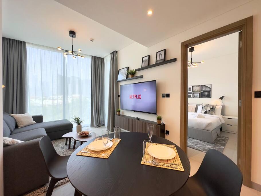 Dar Vacation – Contemporary Bright 1BDR Apartment