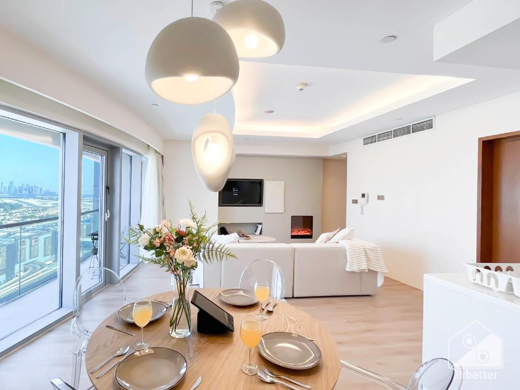 Dubai Mall Downtown Luxury stay with Balcony & View