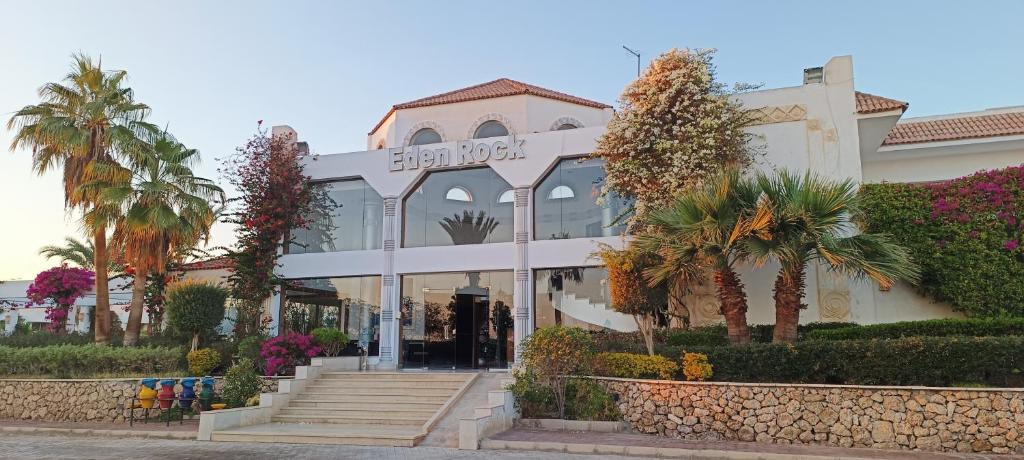 فندق ايدن روك خليج نعمة