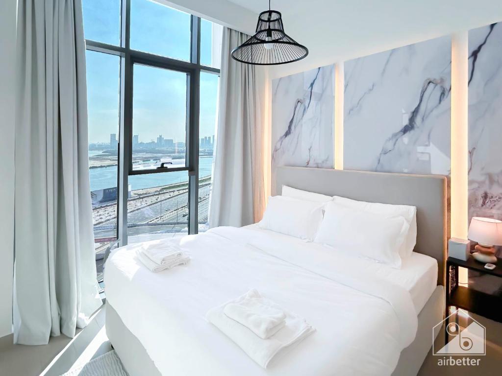 Elegance At Azizi Riviera With Stunning Views