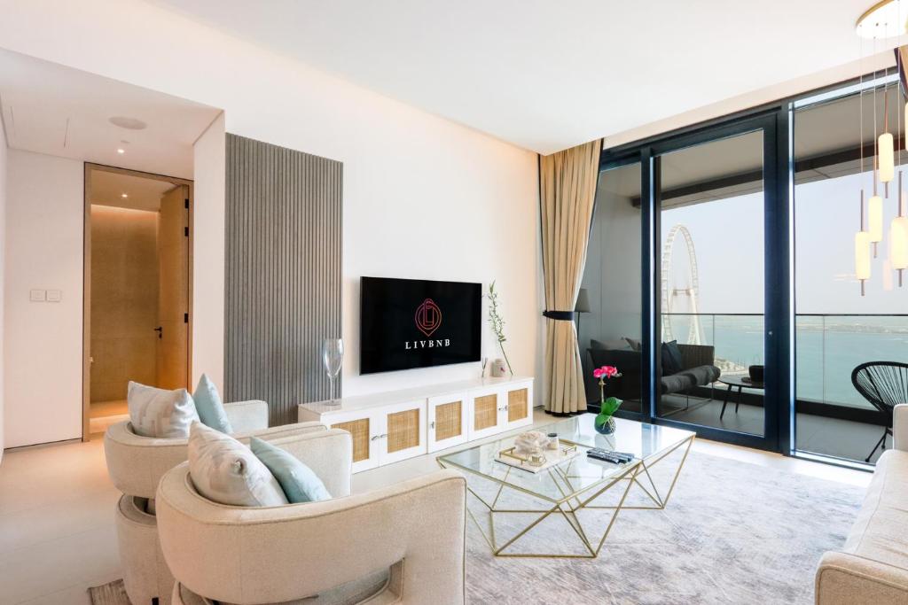 Elegant 2 BR – Address JBR with Sea View by Livbnb