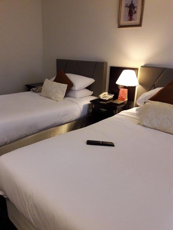 Elegant pyramids view hotel