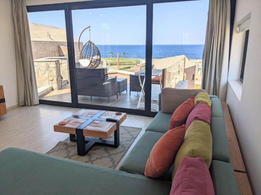 Elevated Sea View 2BR Standalone Free Beach & Pool in Somabay