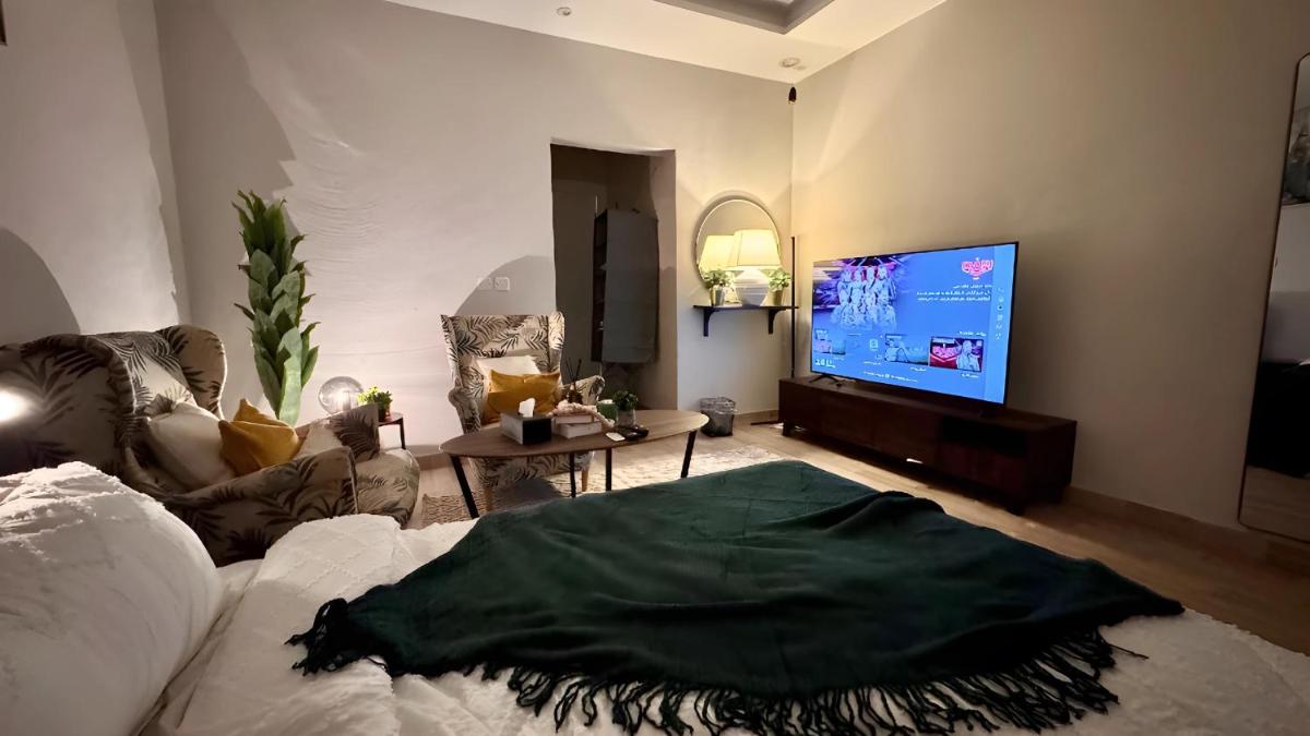 Emerald apartment