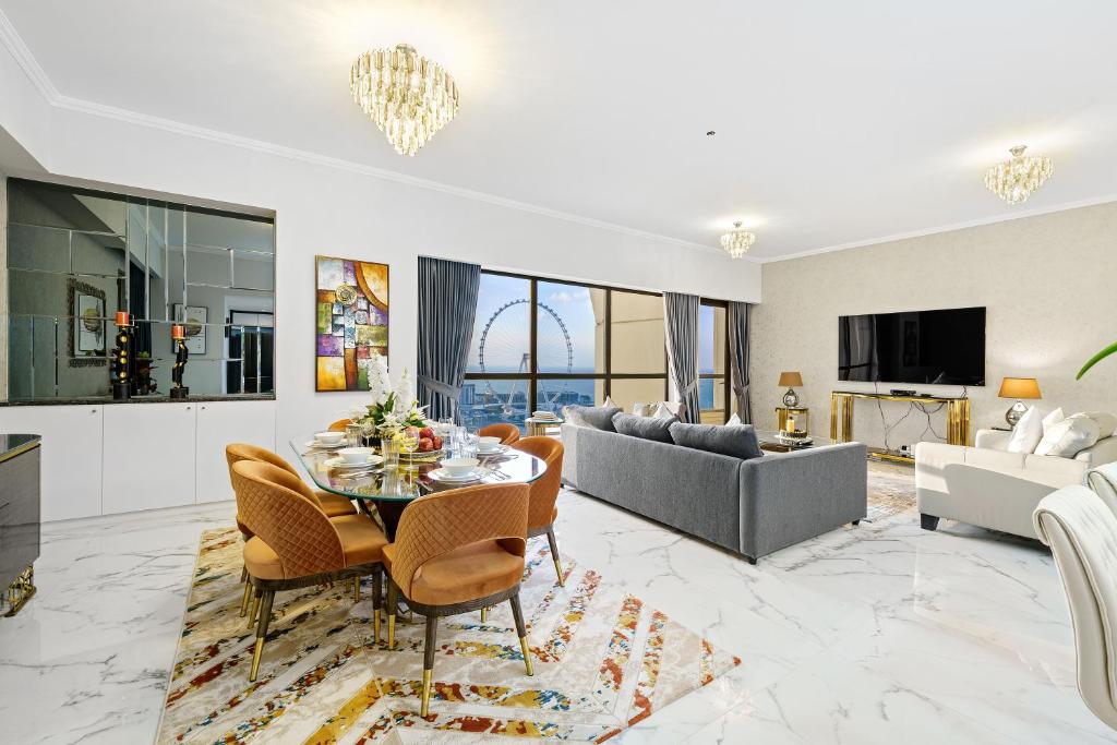 Exquisite 3BR + kids room in JBR w/ Ain Dubai view