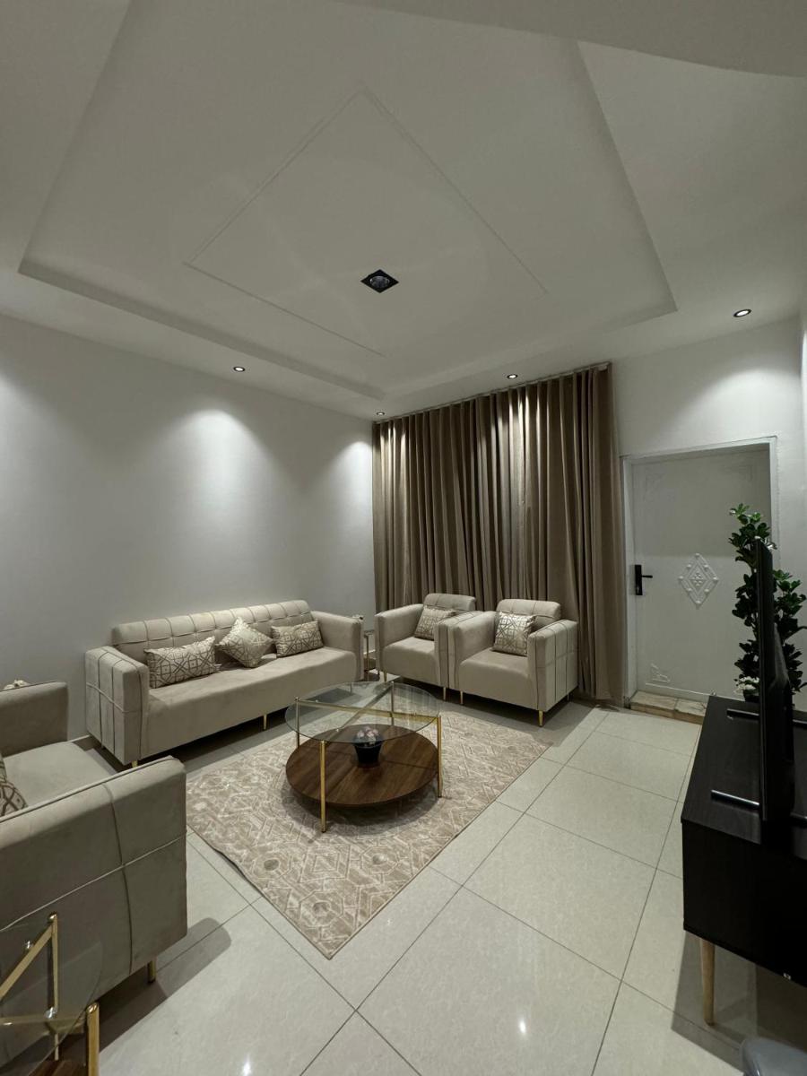 Family Modern 2BDR Apartment