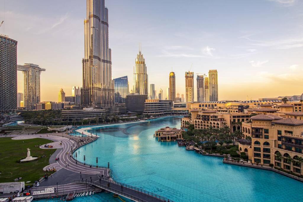 FIRST CLASS 3BR with full BURJ KHALIFA VIEW