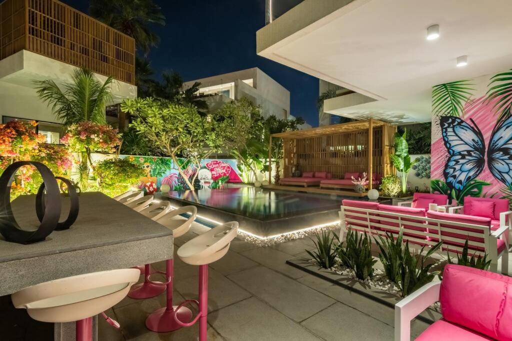 FIVE Palm [Casa Mariposa] with Private Pool & Garden