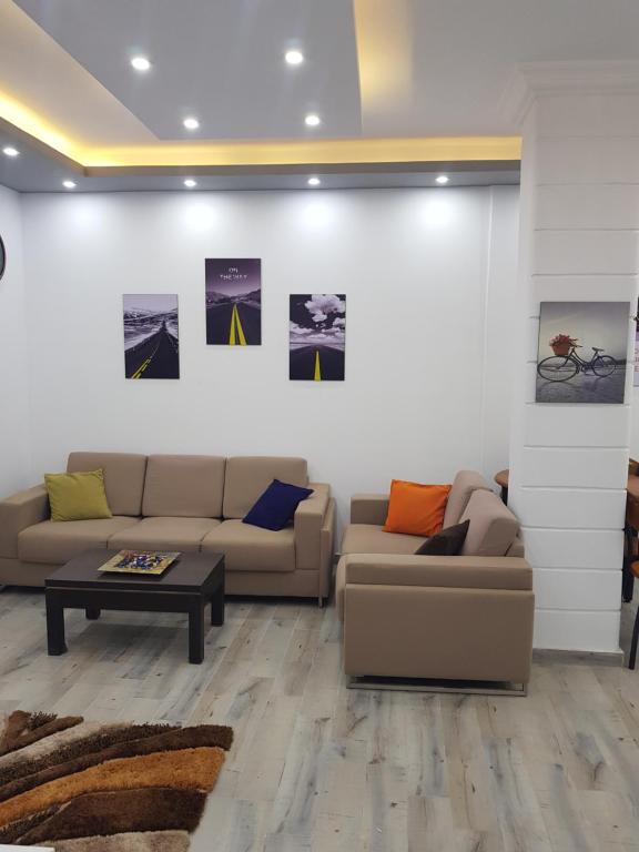 Flat 01 bed room. Sea Street. Hadaba Area.