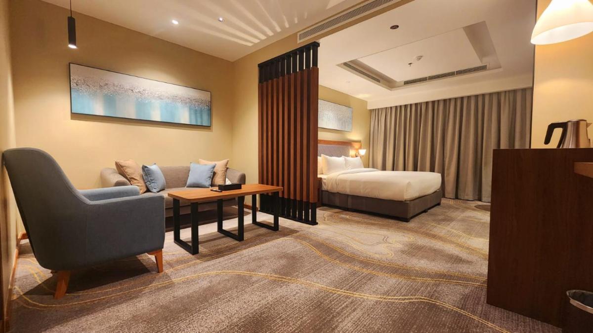 Platinum Hotel