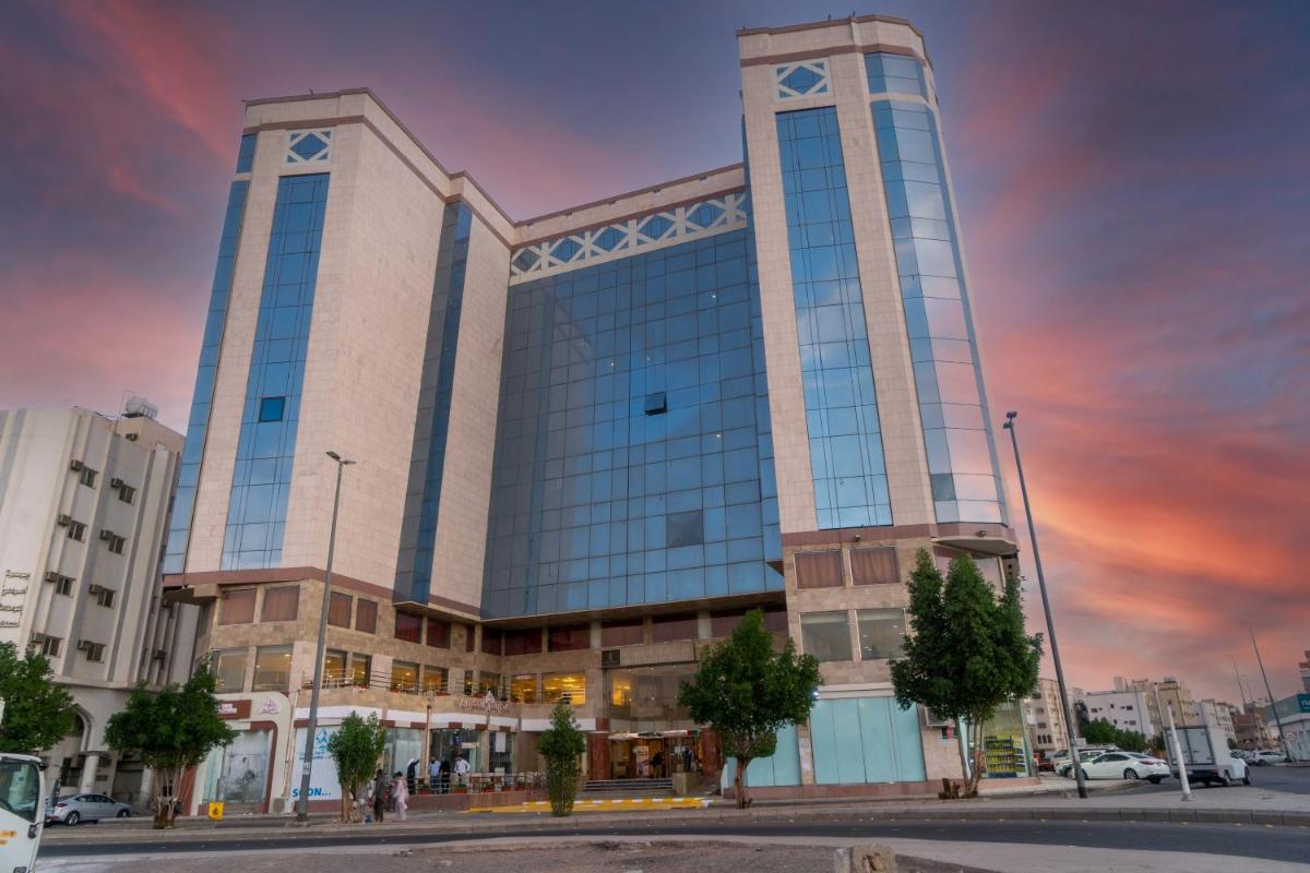فندق أرتال طيبة