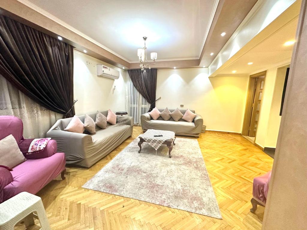 Apartment 3BR 3BD Al-Mohandeseen District المهندسين شارع محي الدين أبو العز الرئيسي