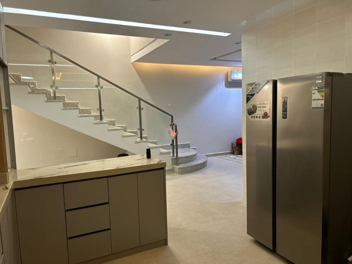 Riyadh Salman Villa فيلا