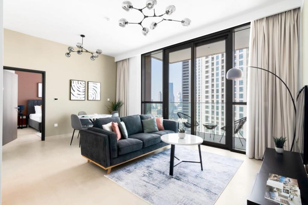 Silkhaus luxury building high floor 1BDR in Downtown