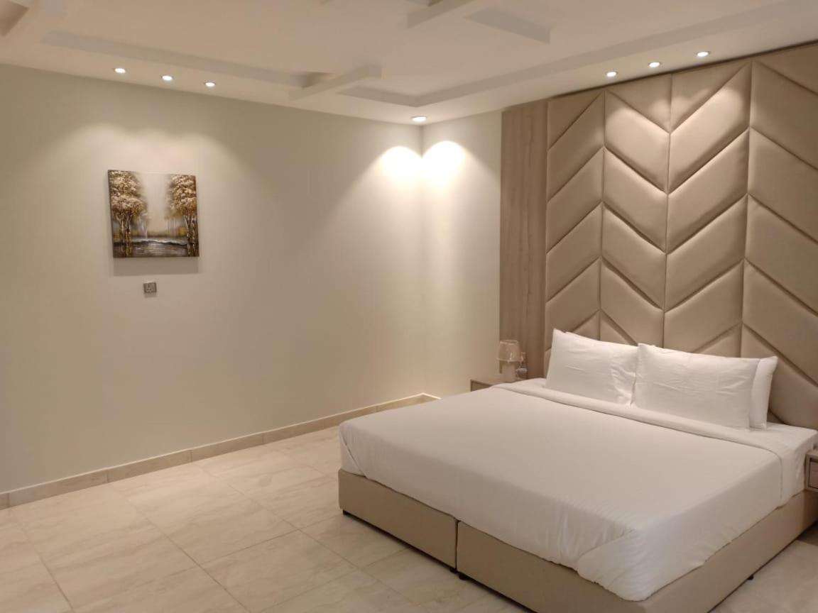Dorm Story For Hotel Apartment