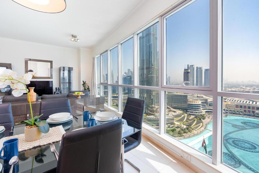 Incredible Fountain Views 2.5 BR Burj Residences