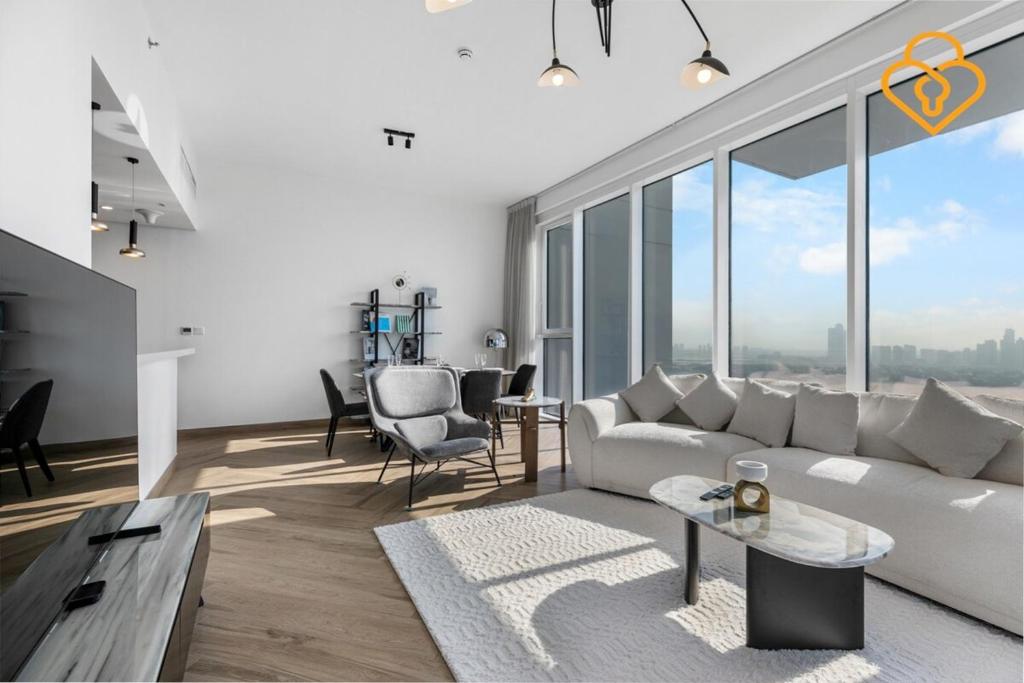 Keysplease 3 BR Zaabeel park Seaview, Min to Downtown