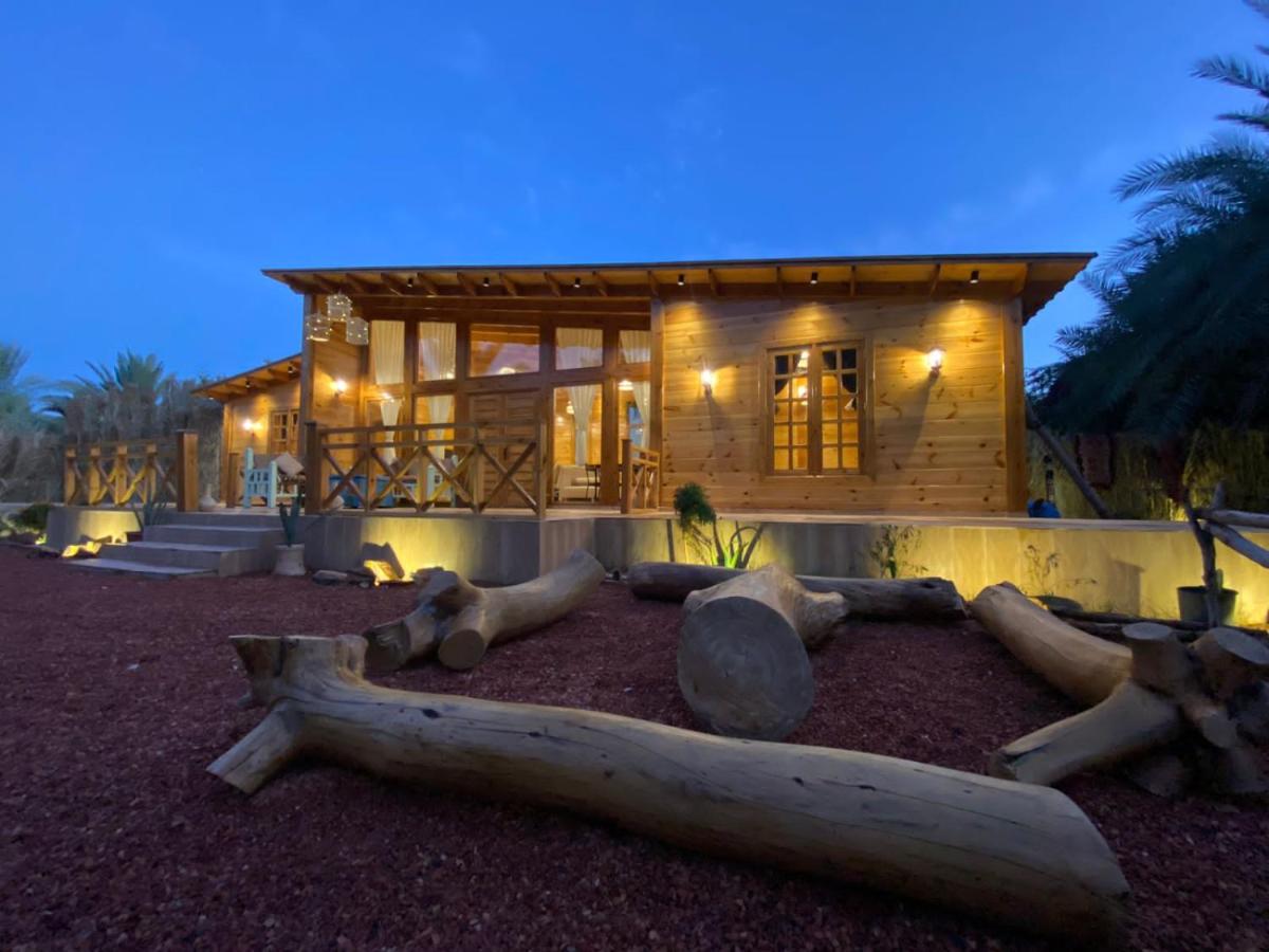 كوخ آفيري Aviary Hut