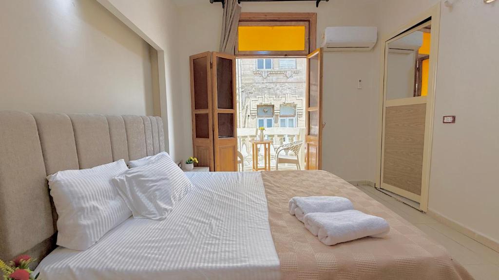 La Bella Casa Hostel