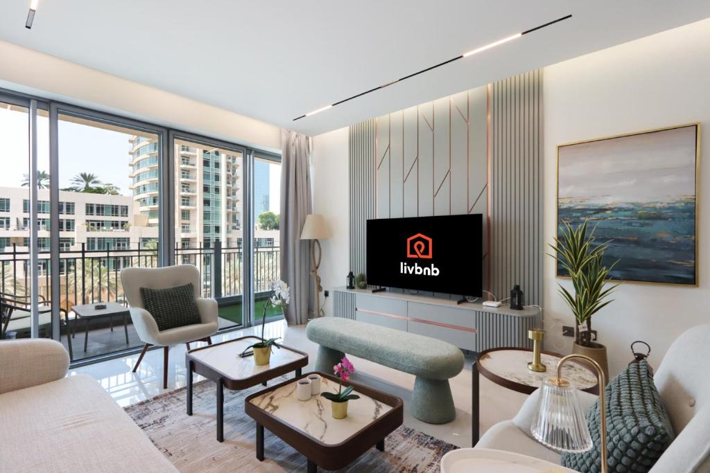 Livbnb – 2B with Modern Interiors, Emaar Boulevard